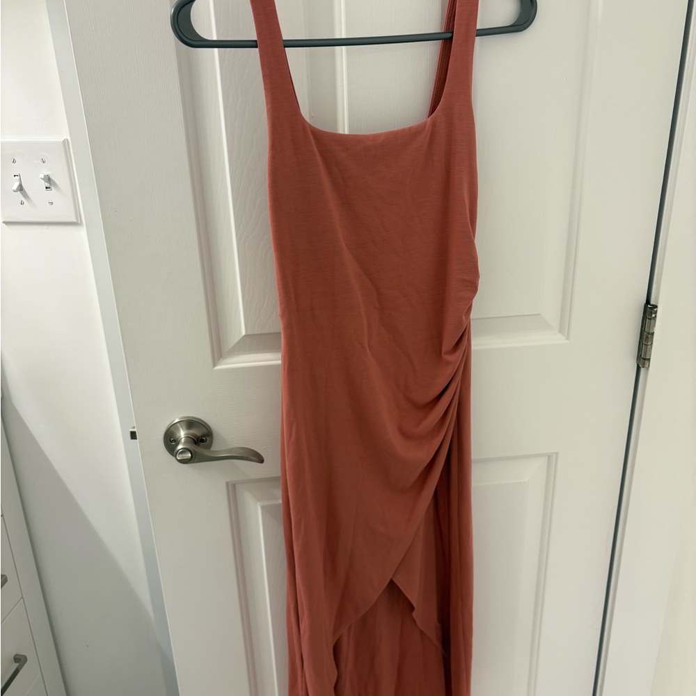 Wilfred (Aritzia)  Terracotta  Dress